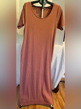 Old Navy Rust Maxi Tee Dress — Short Sleeve Scoop Neck